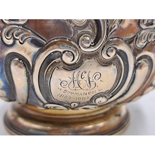 2435 - An Edwardian Elkington & Co. hallmarked Birmingham silver pedestal bowl with repoussé decoration, da... 