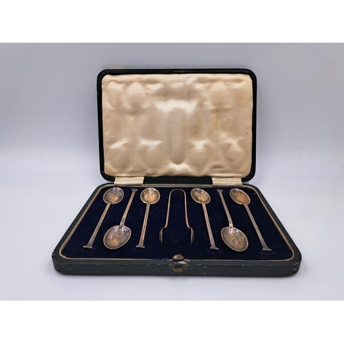 2445 - A cased early 20th century Cooper Brothers & Sons Ltd. hallmarked Sheffield silver seven piece cutle... 