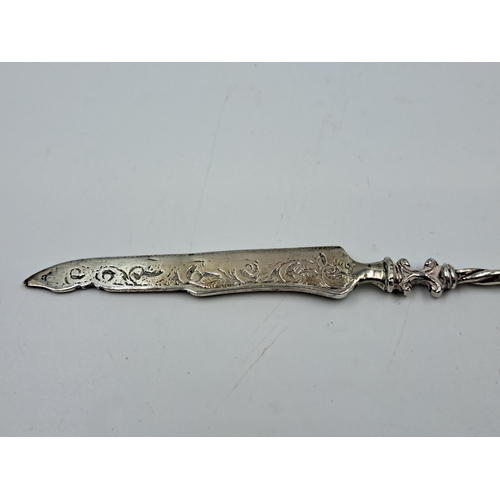 2452 - An Edwardian Maurice Freeman hallmarked London silver letter opener, dated 1903 - approx. gross weig... 