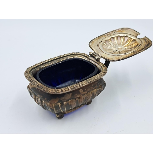 2466 - A Victorian William Devenport hallmarked Birmingham silver condiment pot with blue glass insert and ... 