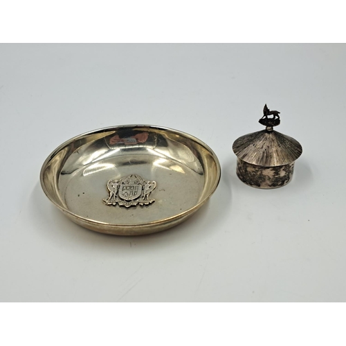 2505 - Two items, one Garrard & Co. Ltd. hallmarked London silver dish with central coat of arms - approx. ... 