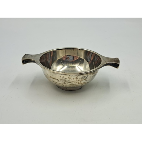 2508 - An early 20th century Brooke & Son hallmarked Edinburgh silver quaich, dated 1926 - approx. gross we... 