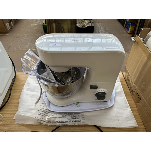 496 - A Morphy Richards 400020 stand mixer with bowl and attachments