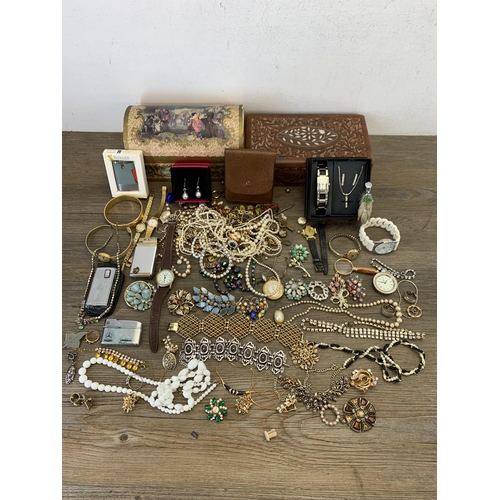 948 - A collection of vintage costume jewellery, watches and collectables to include Hollywood white metal... 