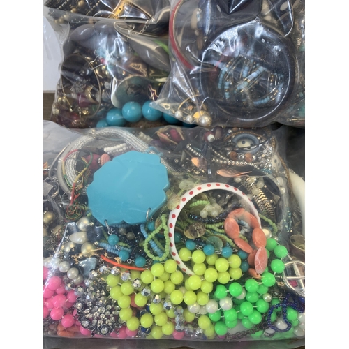 954 - Approx. 15Kg of assorted costume jewellery