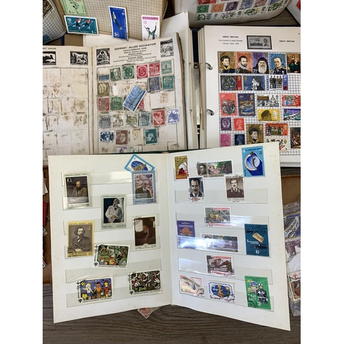 985 - A collection of antique and later worldwide stamps