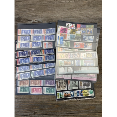 993 - A collection of mid 20th century and later worldwide stamps