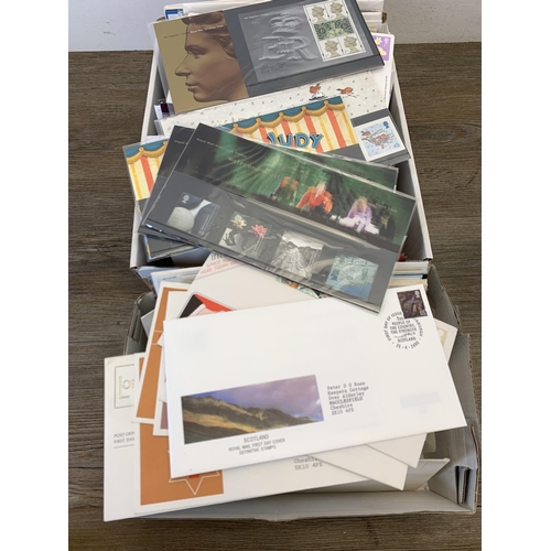 994 - A collection of first day covers