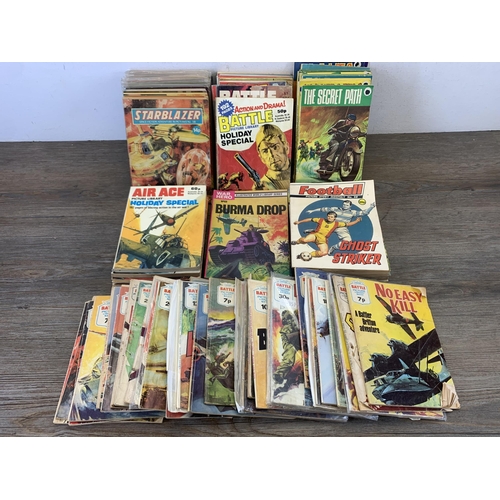 998C - A collection of vintage comics to include Football, Starblazer etc.