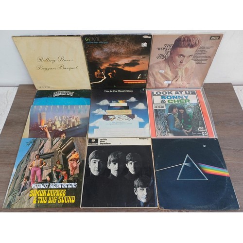 360 - Ten LP vinyl records to include Pink Floyd 'Dark Side of the Moon' (Harvest – SHVL 804), The Beatles... 