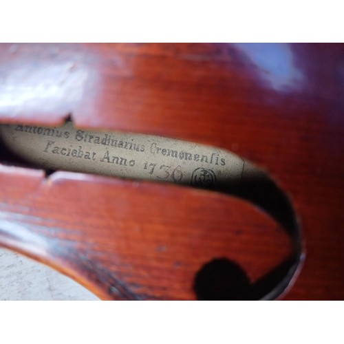 374 - A cased antique German viola in the style of Stradivarius labelled 'Antonius Stradiuarius Cremonenſi... 