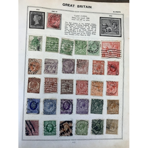 997 - Five albums containing a collection of antique and later worldwide stamps