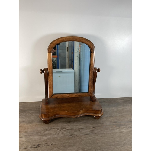 1102 - A Victorian mahogany toilet swing mirror - approx. 51cm high x 40cm wide