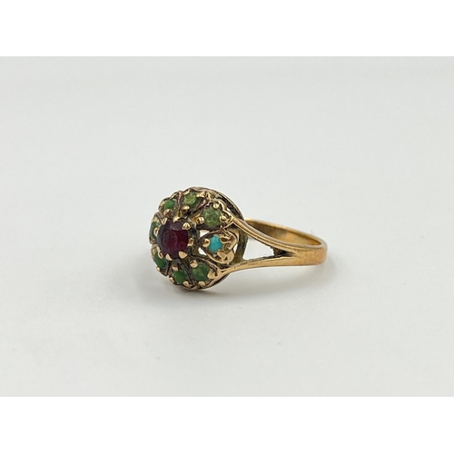 2361 - A 9ct gold turquoise and garnet cluster ring, size M - approx. gross weight 2.2g