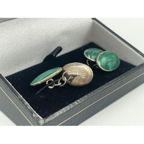 2386 - Two pieces of .925 silver jewellery, one pair of malachite cufflinks and one pair of black onyx and ... 