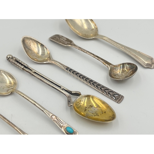 2525 - Seven silver and white metal teaspoons, four hallmarked sterling silver - approx. gross weight 52g, ... 