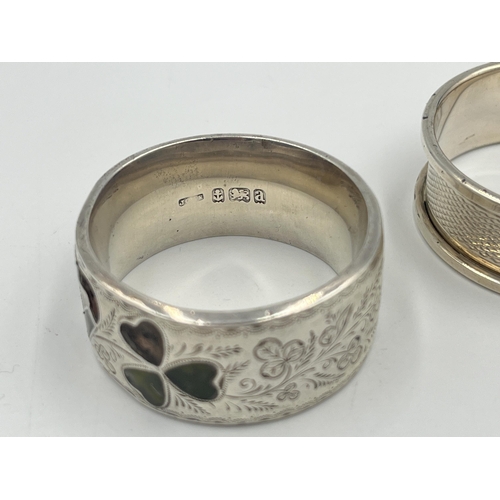 2542 - Two hallmarked Birmingham silver napkin rings - approx. gross weight 30g