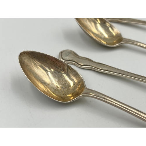 2543 - Four William Davenport hallmarked Birmingham silver teaspoons, dated 1927 - approx. gross weight 52g