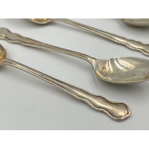 2543 - Four William Davenport hallmarked Birmingham silver teaspoons, dated 1927 - approx. gross weight 52g