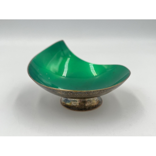 2548 - A mid 20th century Meka Danish white metal and green enamel footed pedestal dish - approx. gross wei... 