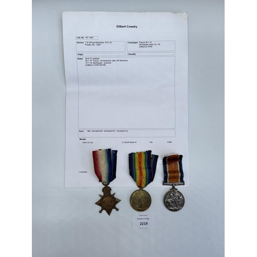 2219 - A WWI medal trio presented to 11887 Pte. G. Cowdry. R. Berks. R. with printouts of relevant certific... 