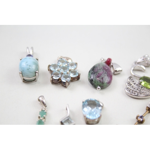 2013 - A collection of silver gemstone set pendants - approx. gross weight 28g