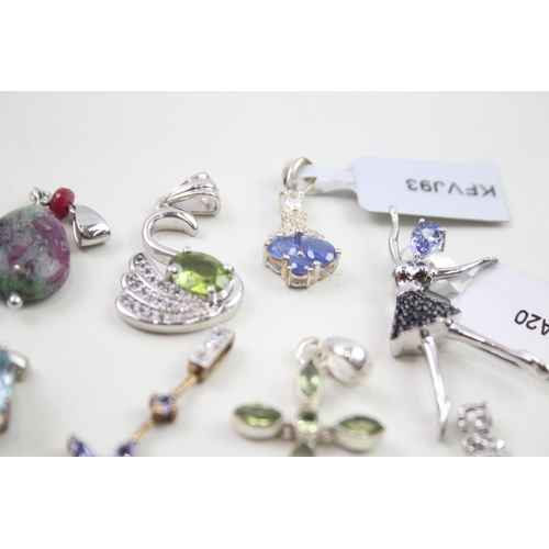 2013 - A collection of silver gemstone set pendants - approx. gross weight 28g