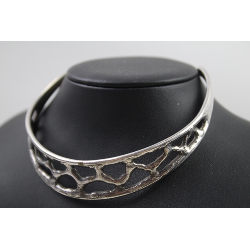 2032 - A Jacob Hill silver plated modernist collar necklace - approx. gross weight 56g