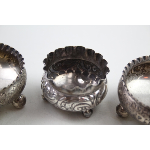 2137 - Three .925 sterling silver salt dishes - approx. gross weight 70g