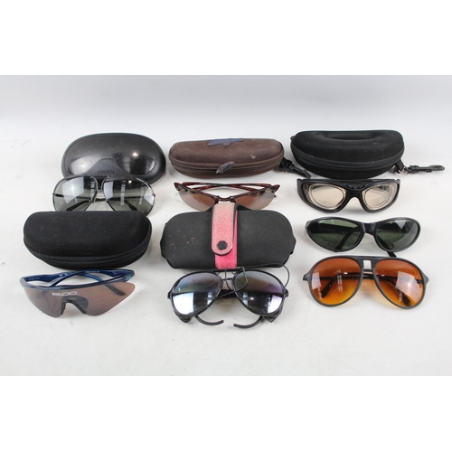 496 - A collection of sunglasses