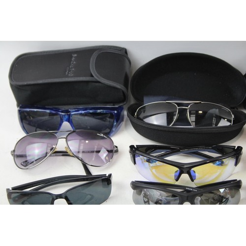 502 - A collection of sunglasses