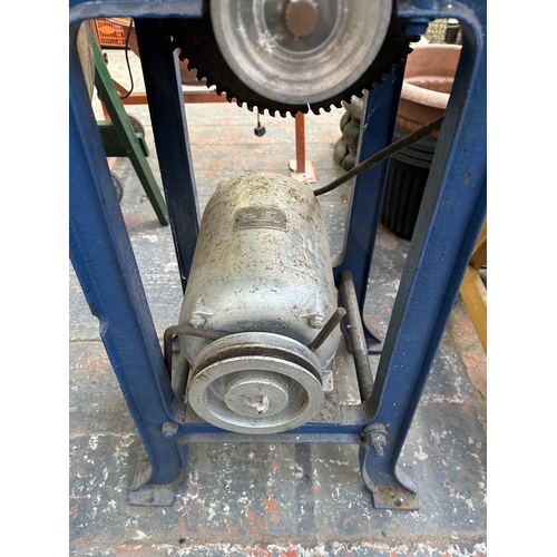 973 - An NECO 240v circular saw on cast iron stand