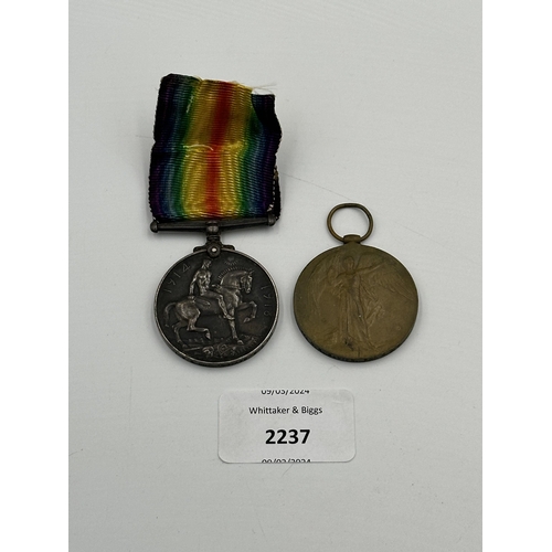 2237 - A WWI South African medal pair presented to Cpl. D.R. Bavies 2nd S.A.I.