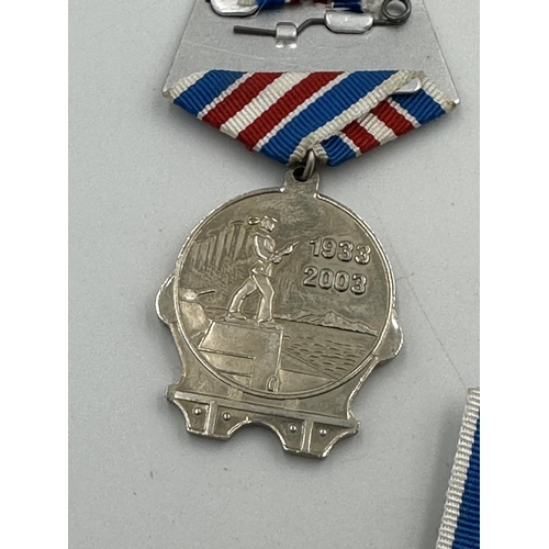 2379 - A collection of Russian medals