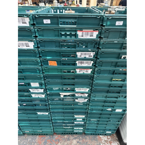 953 - Twenty plastic stackable storage crates