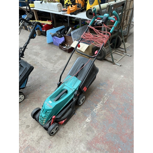 961 - A Bosch Rotak 390ER electric lawnmower