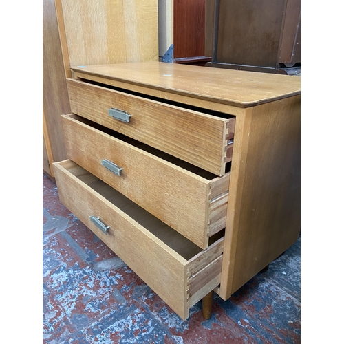 179 - A mid 20th century oak chest of drawers - approx. 70cm high x 81cm wide x 40cm deep