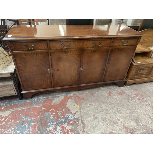 197 - A Georgian style mahogany sideboard - approx. 84cm high x 152cm wide x 45cm deep (keys in office)