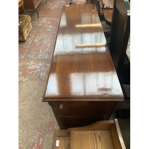 197 - A Georgian style mahogany sideboard - approx. 84cm high x 152cm wide x 45cm deep (keys in office)