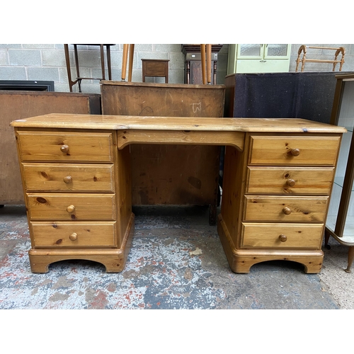 66 - A modern pine dressing table - approx. 76cm high x 146cm wide x 44cm deep