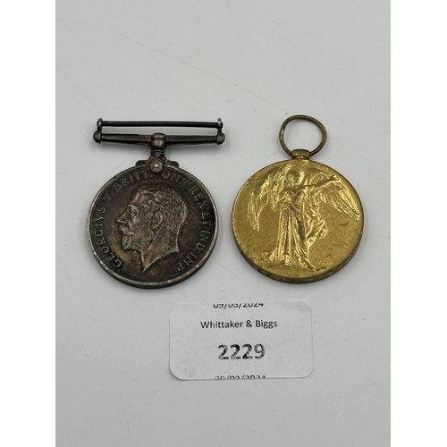 2229 - A WWI South African medal pair presented to S/Sjt F. G. Dixon S.A.M.C.