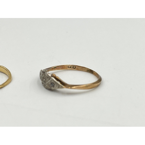 2045 - Two diamond rings, one 9ct gold - approx. 0.9g and one 18ct and platinum - approx. 1.5g