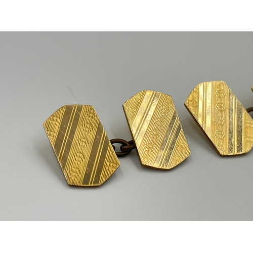 2047 - A boxed pair of Henry Griffith & Sons Ltd. 12ct gold front and back cufflinks