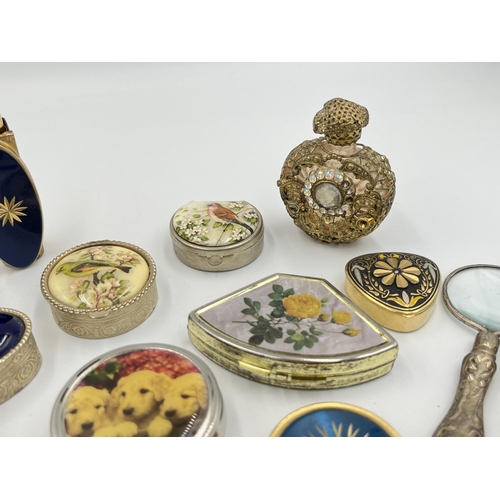 2109 - A collection of early 20th century and later lady's items to include white metal magnifying glass, w... 