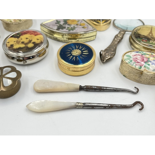 2109 - A collection of early 20th century and later lady's items to include white metal magnifying glass, w... 