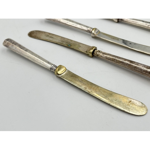 2122 - A set of five John Biggin Ltd. hallmarked Sheffield silver handled knives - approx. gross weight 134... 