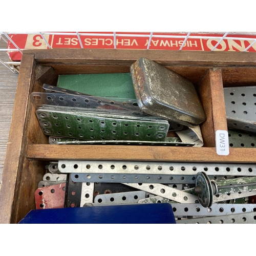 403 - A collection of vintage Meccano building accessories