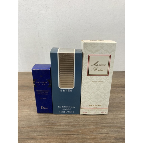 418 - A collection of boxed beauty products to include Bernard Lalande Paris Bleu De France 100ml eau de t... 