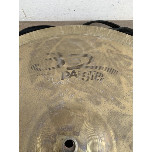 731 - A collection of various cymbals to include Sabian, Meinl, Paiste etc. together with Zildjian travel ... 