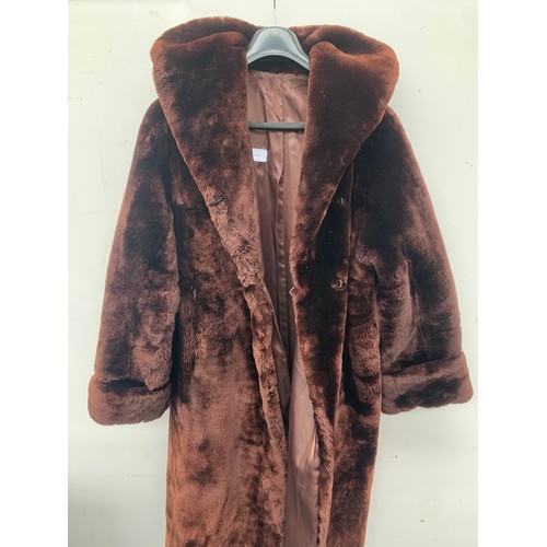 414 - A vintage brown fur coat